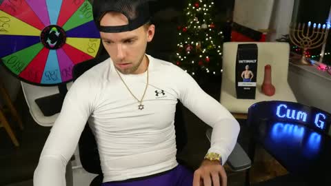 Troy Green online show from 12/29/24, 03:54