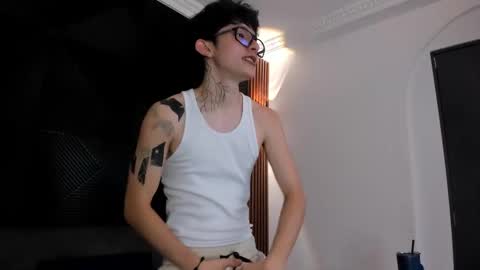 Troy online show from 03/12/25, 11:12