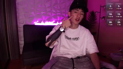 Troy online show from 12/05/25, 07:32