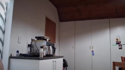 Snapshot of troy_w chatting on 11/23/25, 07:13 troy_w online show from 11/23/25, 07:13