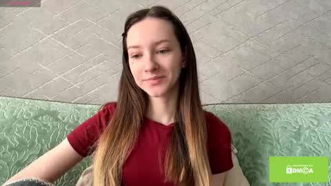 Snapshot of troybailly chatting on 03/12/26, 06:52 Hello Viola here Help me to make 50 thumbs up 333 online show from 03/12/26, 06:52