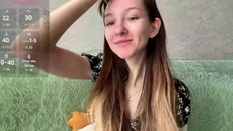 Snapshot of troybailly chatting on 03/22/26, 08:07 Hello Viola here Help me to make 50 thumbs up 333 online show from 03/22/26, 08:07