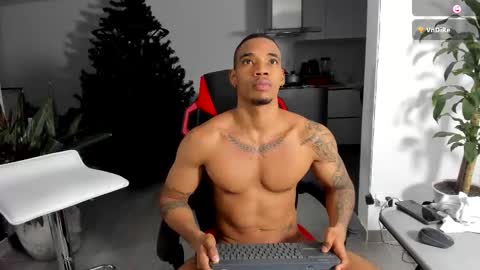 Snapshot of troywesly_ chatting on 12/05/25, 03:26 Troy wesly online show from 12/05/25, 03:26