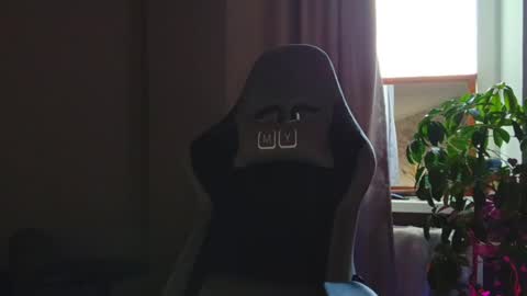Snapshot of truba_ chatting on 05/23/26, 10:08 Pvt is open Sonya online show from 05/23/26, 10:08