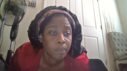 Snapshot of trublu2018 chatting on 11/16/25, 08:58 trublu2018 online show from 11/16/25, 08:58