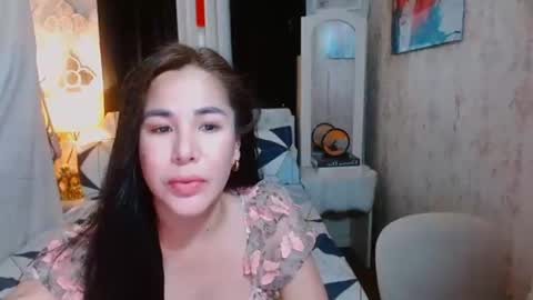 Snapshot of true_belle chatting on 01/05/25, 07:17 GODDESS BELLE online show from 01/05/25, 07:17