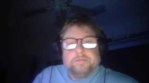 Snapshot of true_manofworth chatting on 05/23/26, 03:45 HandicappedLaugher online show from 05/23/26, 03:45