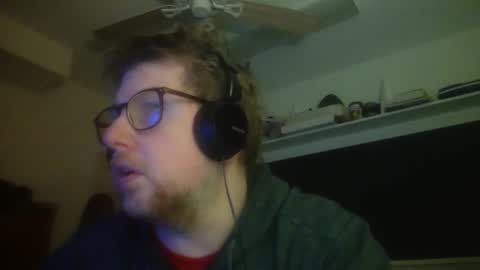 Snapshot of true_manofworth chatting on 05/26/26, 01:01 HandicappedLaugher online show from 05/26/26, 01:01