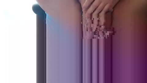 Snapshot of true_romantyc_ chatting on 04/20/26, 05:32 true_romantyc_ online show from 04/20/26, 05:32