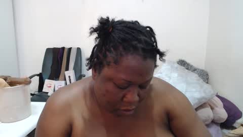 TrueBella30 online show from 01/01/25, 10:32