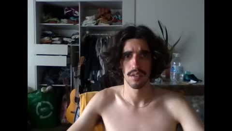 Snapshot of trueblove chatting on 01/01/25, 09:39 trueblove online show from 01/01/25, 09:39