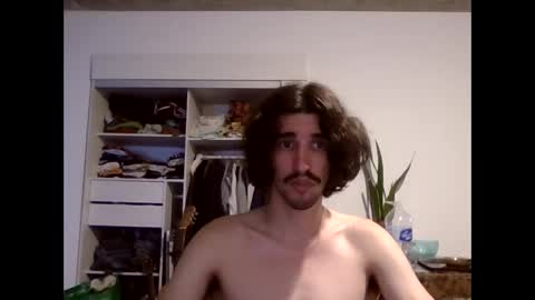 Snapshot of trueblove chatting on 01/02/25, 12:23 trueblove online show from 01/02/25, 12:23