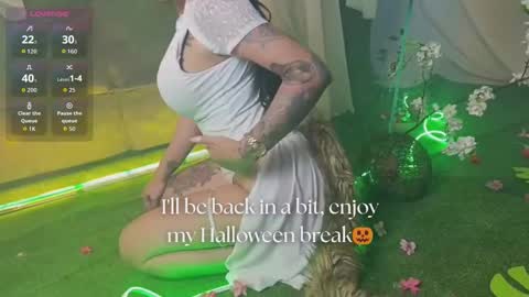   online show from 10/10/25, 11:53