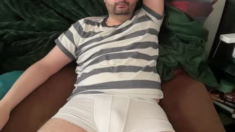 Snapshot of trustmelove chatting on 11/27/25, 08:38 Trustmelove online show from 11/27/25, 08:38