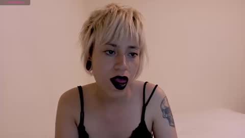 Cait online show from 09/16/25, 10:33