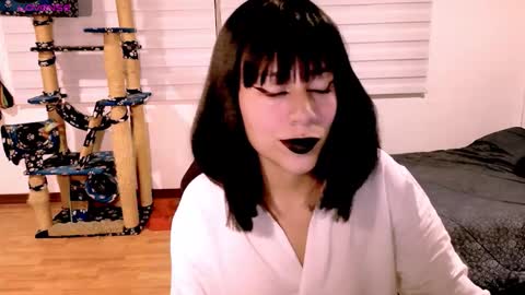 Snapshot of tryp666 chatting on 01/13/26, 03:34 Cait online show from 01/13/26, 03:34