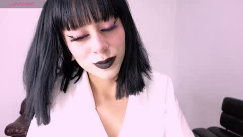 Snapshot of tryp666 chatting on 04/25/26, 02:25 Cait online show from 04/25/26, 02:25