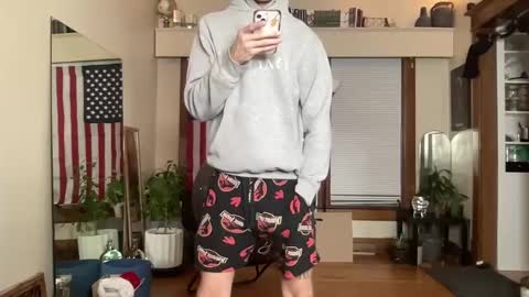 Snapshot of trystoph chatting on 12/14/24, 09:07 Treistoph online show from 12/14/24, 09:07