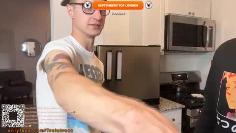 Snapshot of trystoph chatting on 11/15/25, 12:45 Treistoph online show from 11/15/25, 12:45