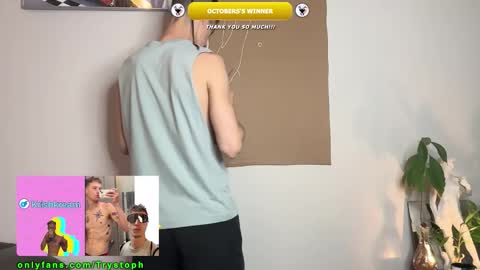 Snapshot of trystoph chatting on 12/18/25, 01:28 Treistoph online show from 12/18/25, 01:28