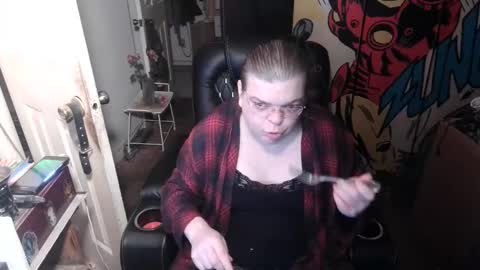 Snapshot of ts_anne chatting on 04/23/26, 11:09 Anne online show from 04/23/26, 11:09