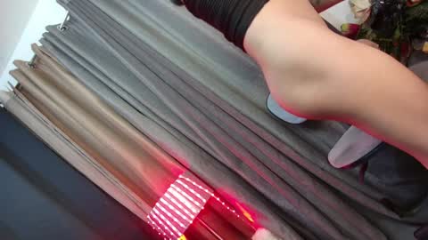 Chloe online show from 12/16/24, 04:16