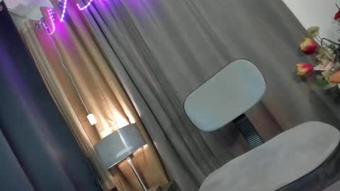 Chloe online show from 02/22/25, 12:29