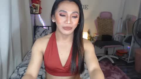 Snapshot of ts_jadexxx chatting on 12/07/24, 11:23 Jade online show from 12/07/24, 11:23