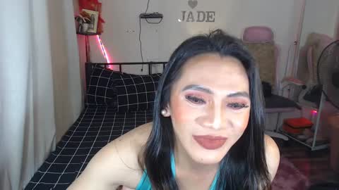 Snapshot of ts_jadexxx chatting on 12/17/24, 03:39 Jade online show from 12/17/24, 03:39
