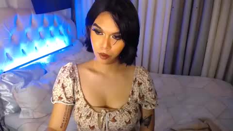 Snapshot of ts_tatiana chatting on 12/04/24, 01:47 billie online show from 12/04/24, 01:47