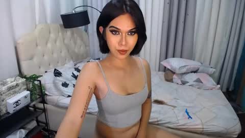 Snapshot of ts_tatiana chatting on 12/07/24, 05:37 billie online show from 12/07/24, 05:37