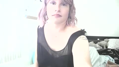 Snapshot of ts_vixen_69 chatting on 02/27/25, 10:20 Alice online show from 02/27/25, 10:20