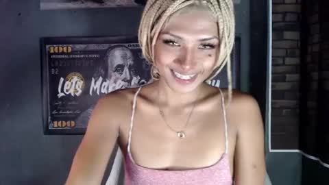 Snapshot of ts_wakowako chatting on 03/22/26, 11:30 Lexi Fox online show from 03/22/26, 11:30