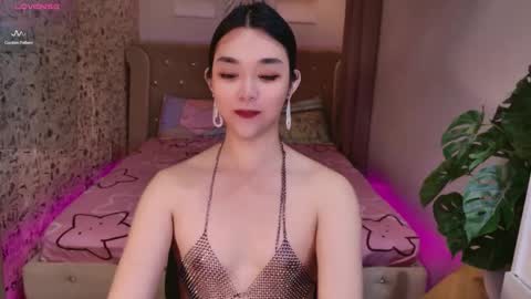 ts_yoshi_ online show from 09/30/25, 12:04