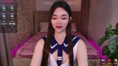 ts_yoshi_ online show from 10/04/25, 02:20