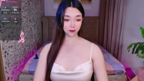 ts_yoshi_ online show from 02/24/26, 08:07