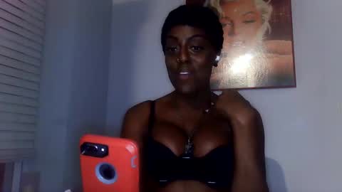 Amber White online show from 01/22/25, 07:57