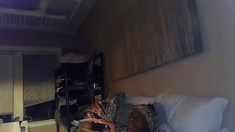 Amber White online show from 10/28/25, 10:41