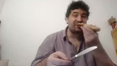 Snapshot of tsartan111 chatting on 09/29/25, 08:24 tsartan111 online show from 09/29/25, 08:24