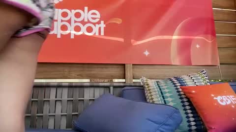 Snapshot of tsblondienyc chatting on 04/21/26, 08:01 Jessie online show from 04/21/26, 08:01