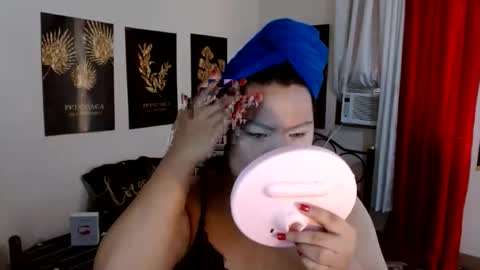 Snapshot of tsbrianabankhugecock chatting on 11/24/25, 05:29 brianna online show from 11/24/25, 05:29