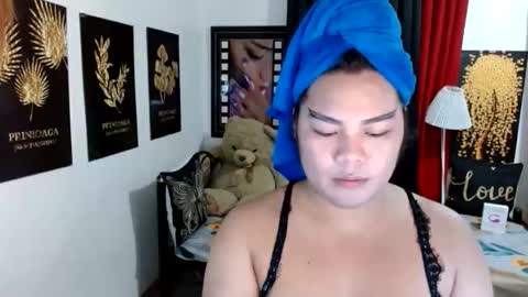 Snapshot of tsbrianabankhugecock chatting on 04/22/26, 02:51 brianna online show from 04/22/26, 02:51