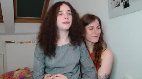 Snapshot of tsbubbles760 chatting on 10/16/25, 08:32 TSBubbles online show from 10/16/25, 08:32