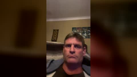 Snapshot of tscockrider99 chatting on 05/01/26, 12:10 Cruise online show from 05/01/26, 12:10