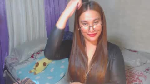 Snapshot of tspam19 chatting on 10/02/25, 08:43 PAM online show from 10/02/25, 08:43