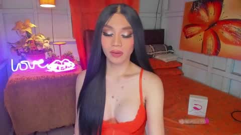 Snapshot of tsqueenselena chatting on 12/05/24, 01:38 Queen Selena online show from 12/05/24, 01:38