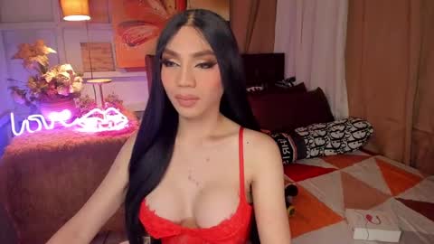 Snapshot of tsqueenselena chatting on 01/04/25, 04:01 Queen Selena online show from 01/04/25, 04:01