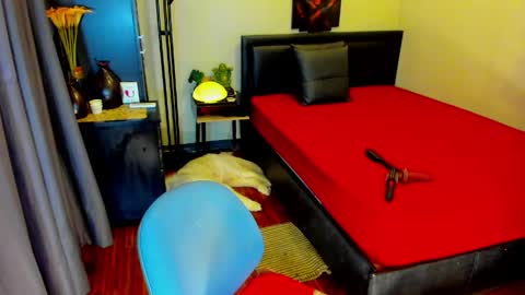 Kylee-  will make your  day  online show from 05/10/26, 01:00