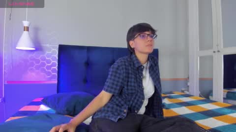 Maru online show from 09/10/25, 08:31