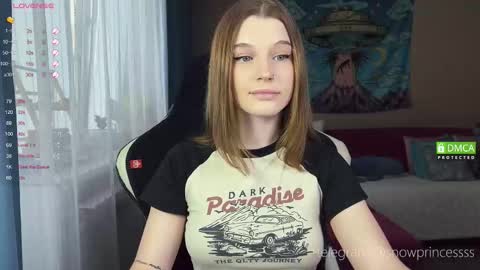 Snapshot of tsukuemi_no_mikoto chatting on 09/25/25, 02:37 Sonya on vacation until online show from 09/25/25, 02:37